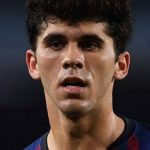 바르셀로나미드필더임대로클럽을떠나다